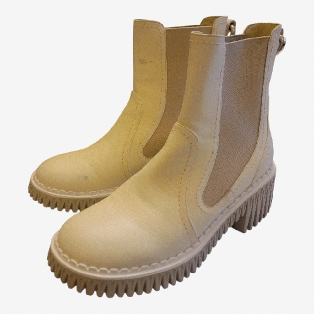 4ccccees, Plita Cella, Size 40 (81/2-9) Lugsole Boots